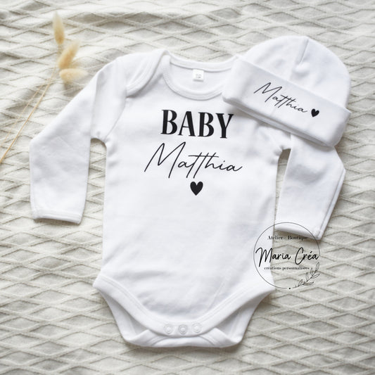 Ensemble bonnet et body BABY prénom