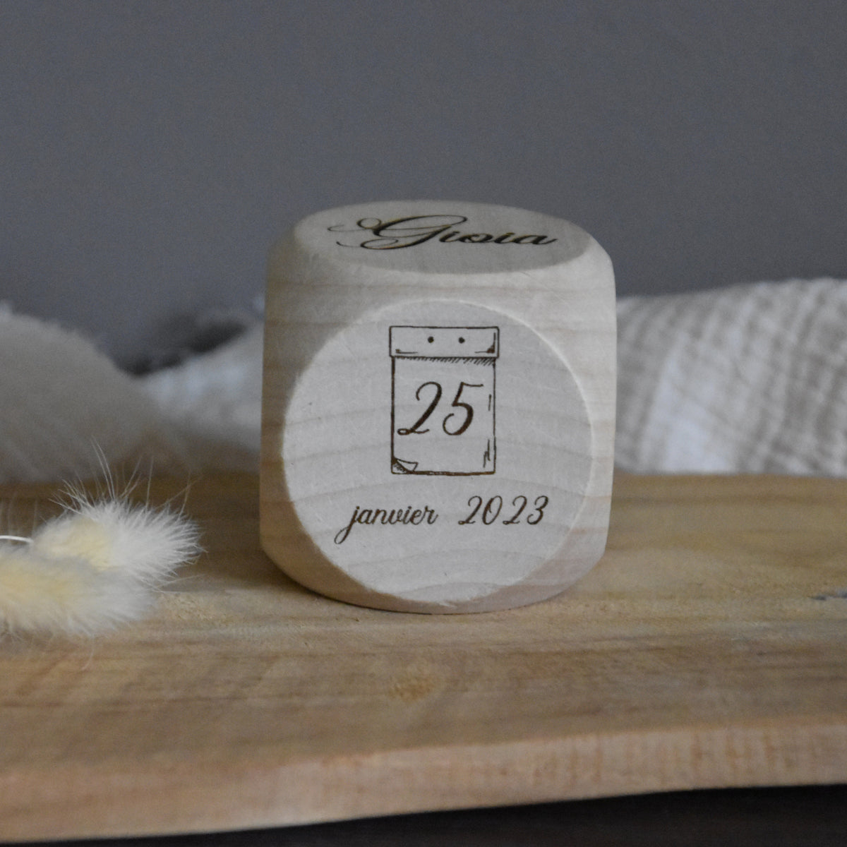 Cube en bois