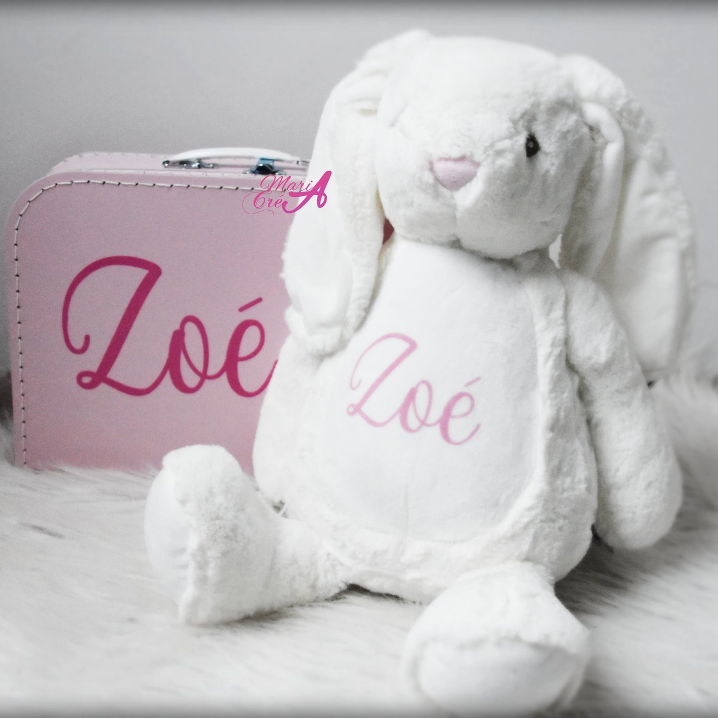 Peluche lapin blanc