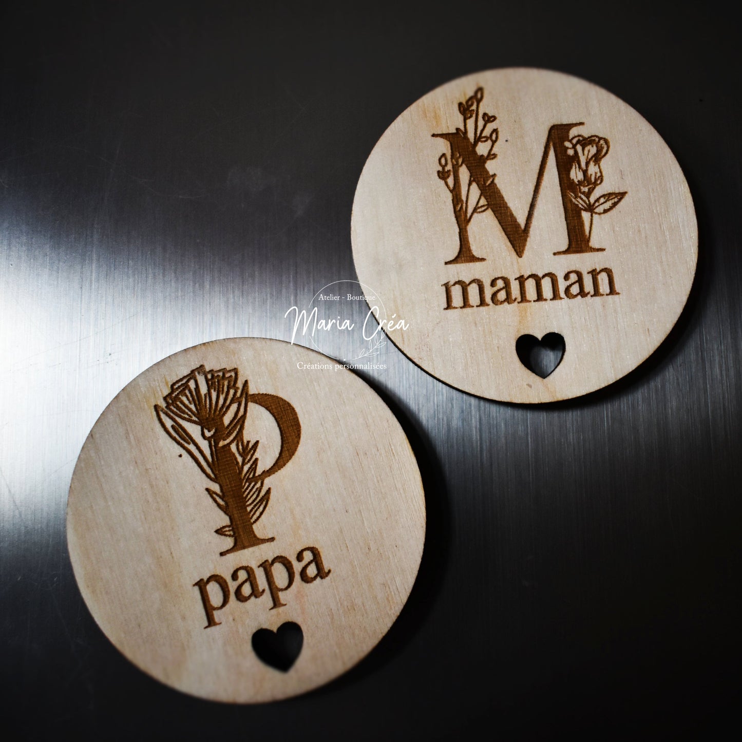 Aimant en bois - M maman / P papa