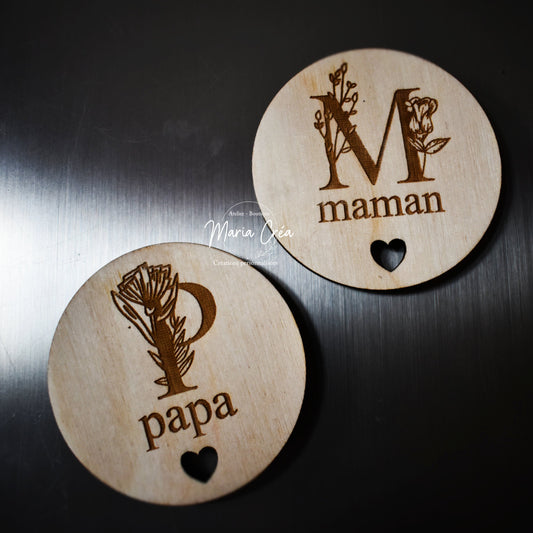 Aimant en bois - M maman / P papa