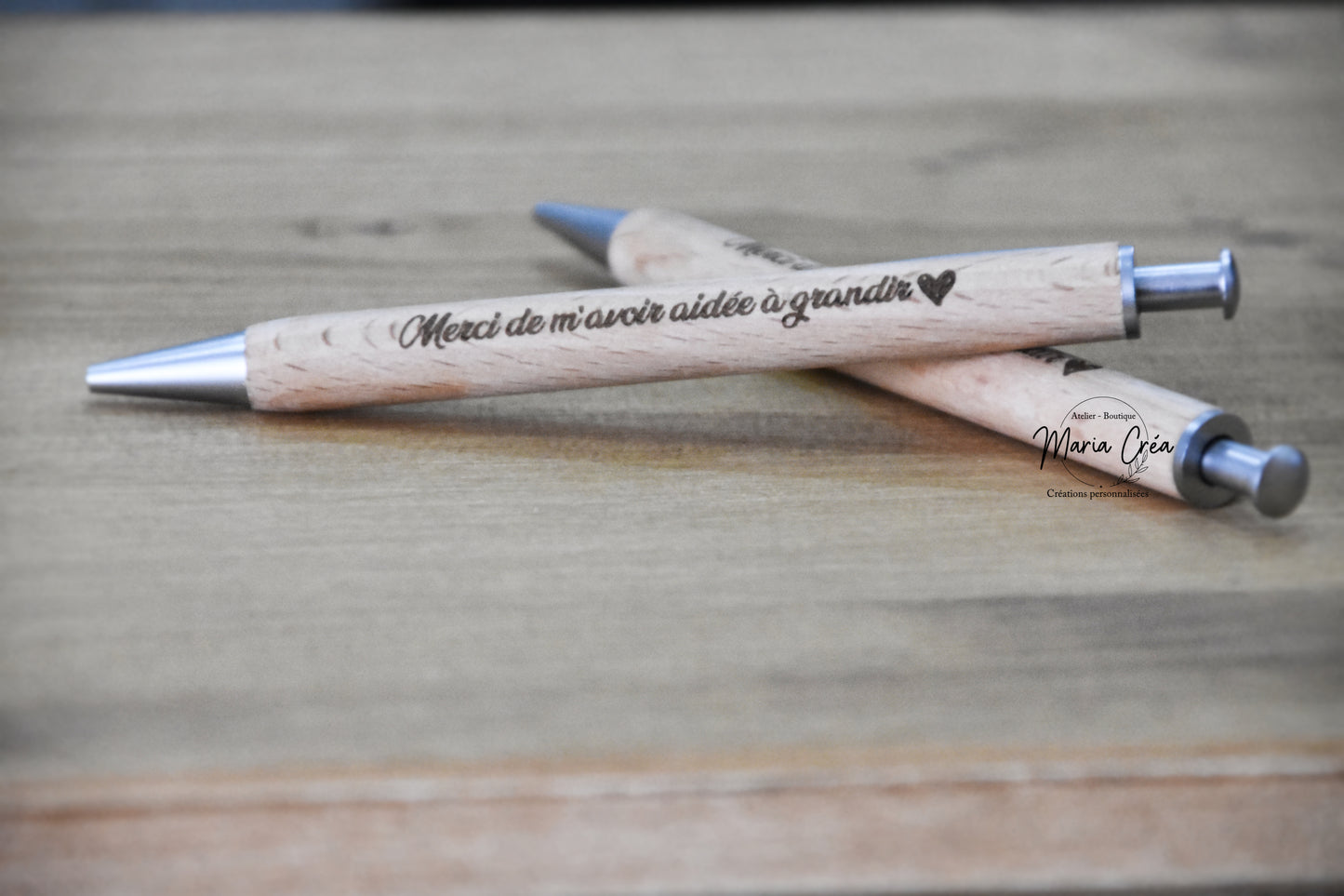Stylo bille gravé "Merci de m'avoir aidé.e à grandir"