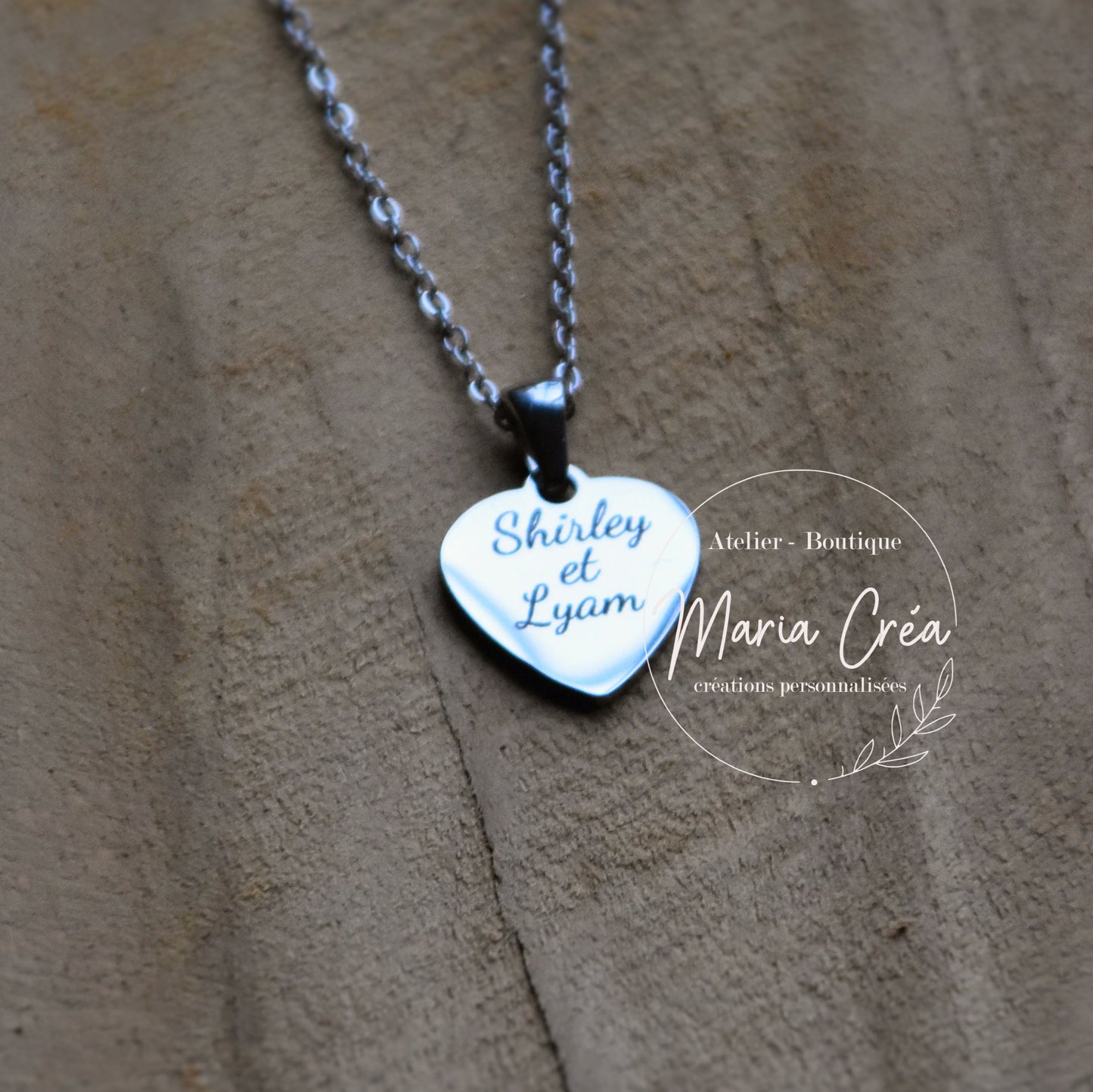 Collier avec pendentif coeur  - Prénoms