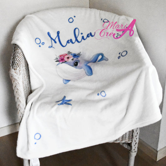 Couverture baleine couronne de fleurs