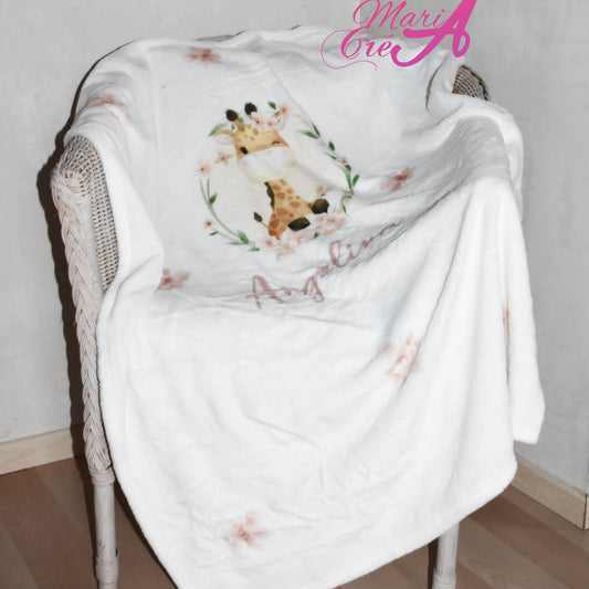 Couverture girafe couronne de fleurs