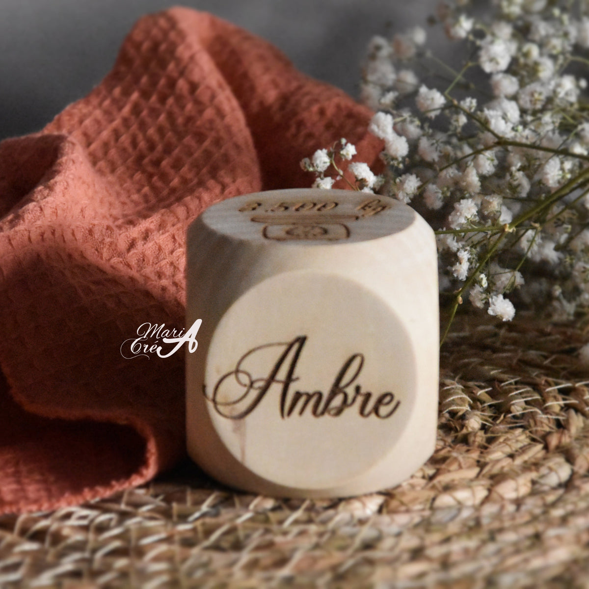 Cube en bois