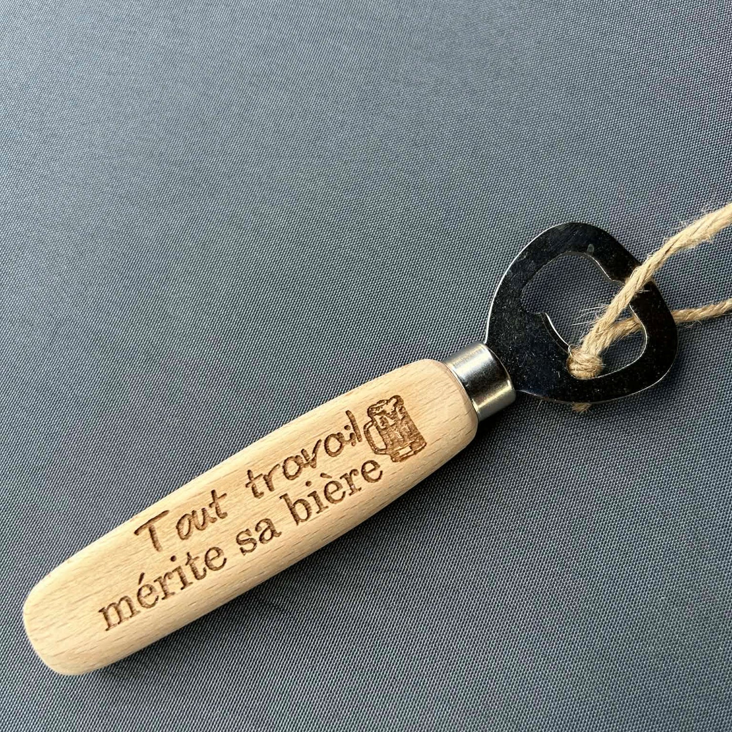 Décapsuleur Tout travail mérite sa bière