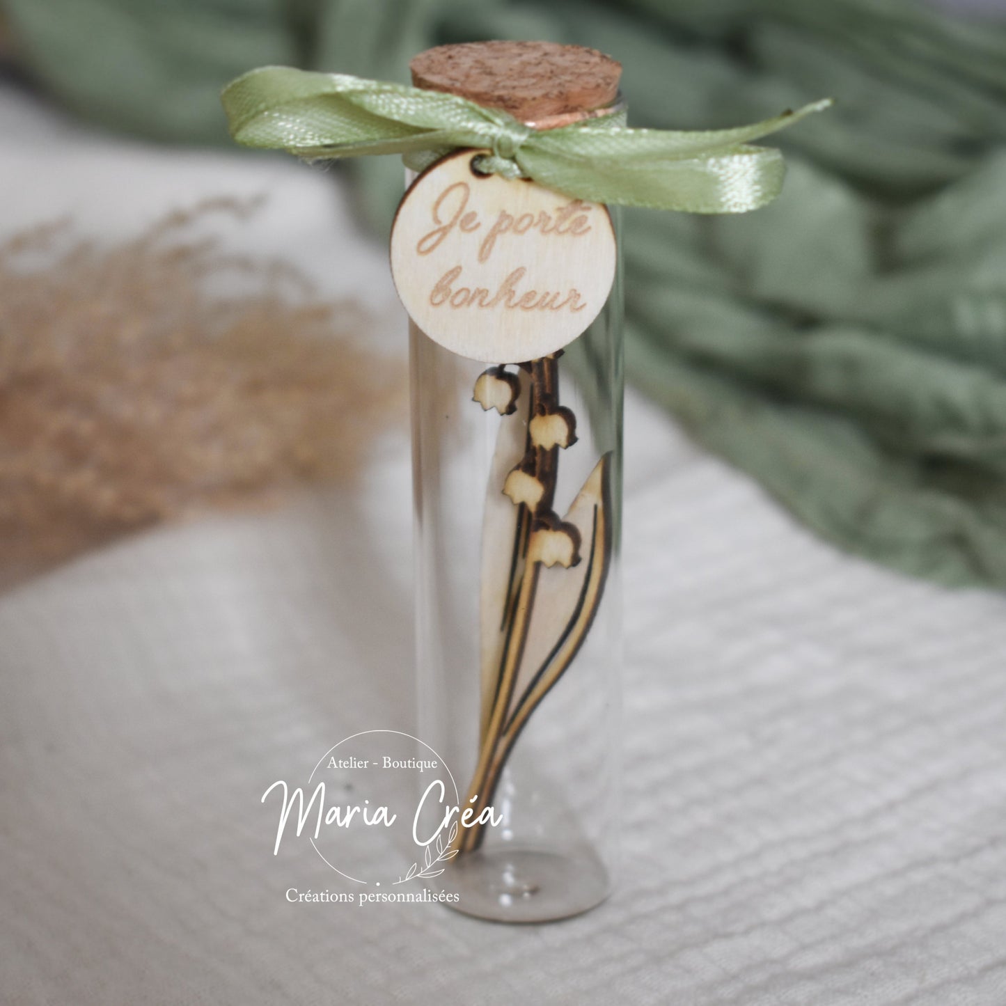 Fiole en verre muguet