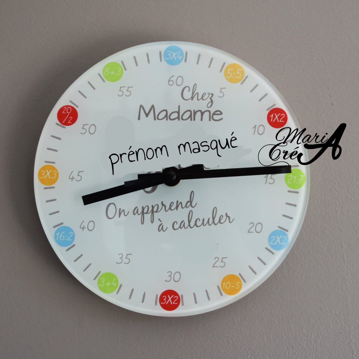 Horloge à suspendre - chez madame/monsieur.. on apprend à calculer