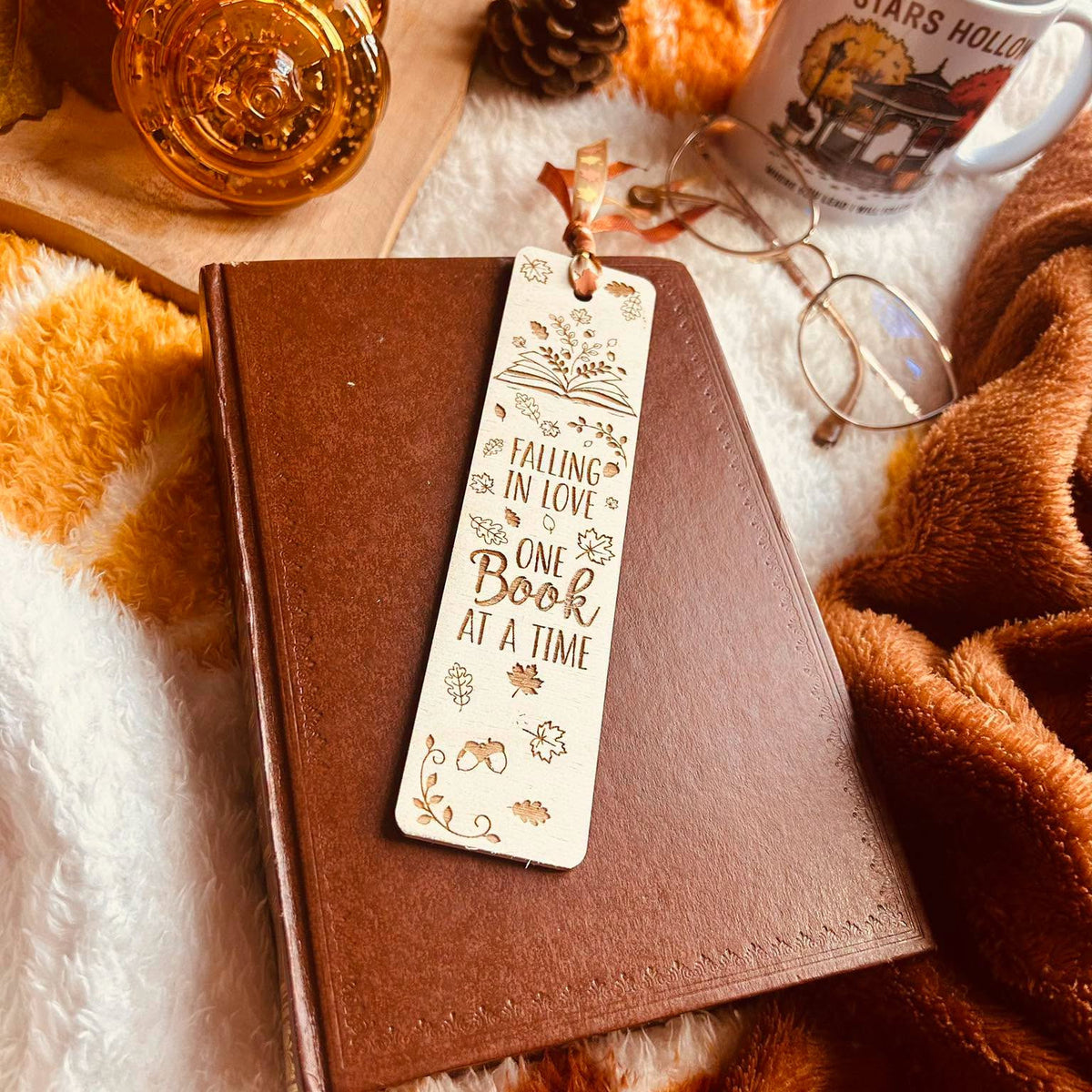 Marque-page en bois – Falling in love