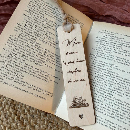Marque page "Merci d'écrire les plus beaux chapitres de ma vie"