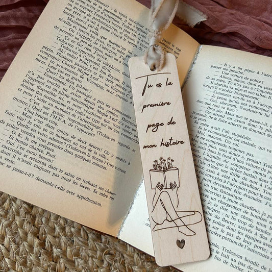 Marque page "Tu es la première page de notre histoire"