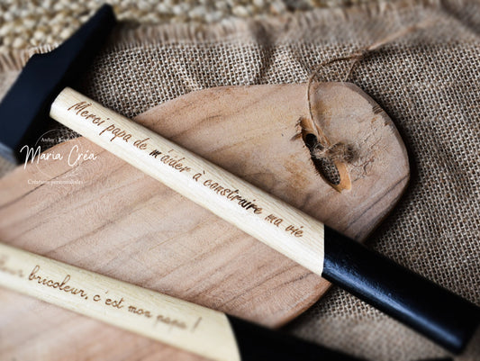 Marteau - Merci... de m'aider à construire ma vie