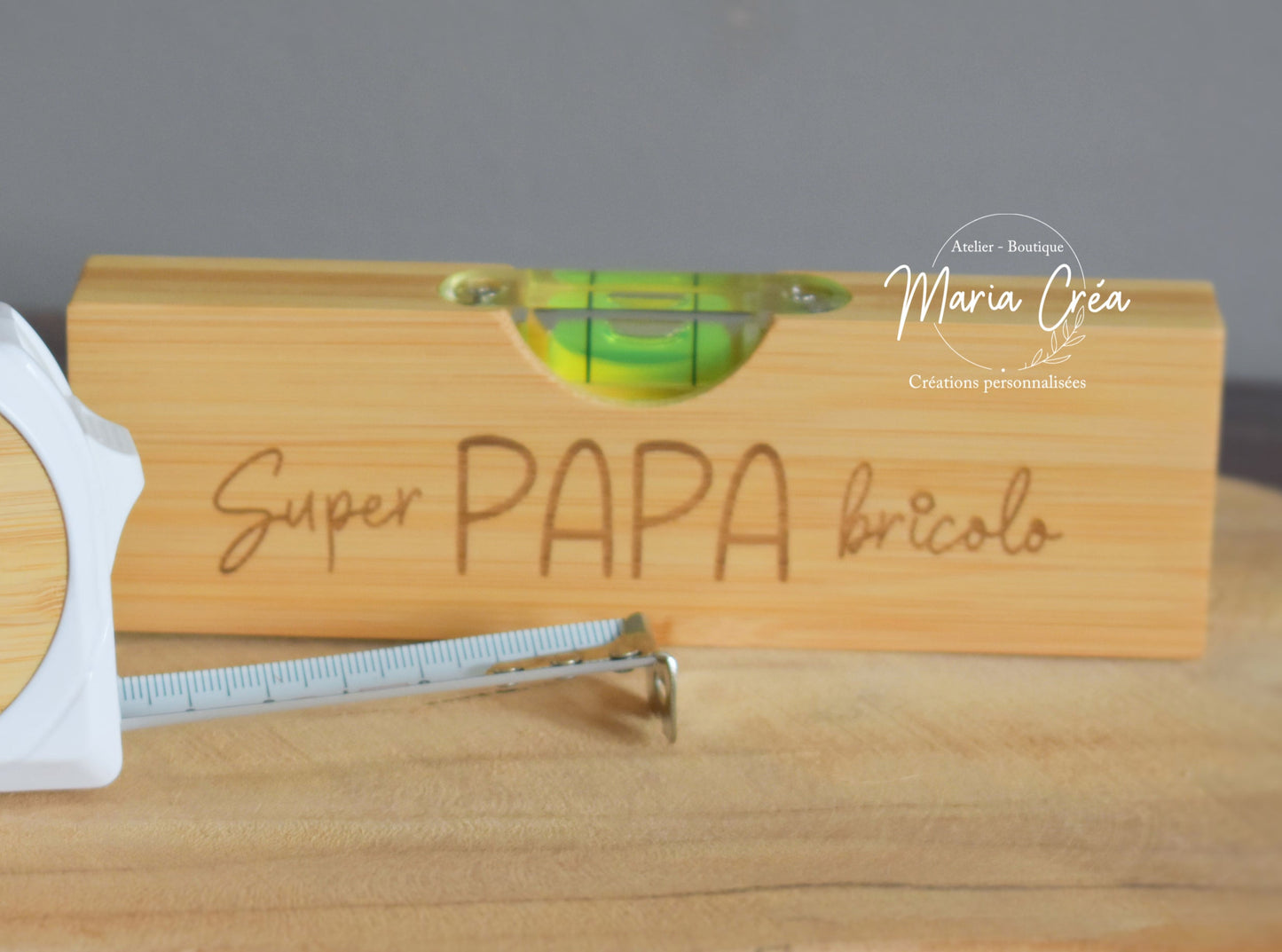 Niveau à bulle / décapsuleur " Super ... bricolo"