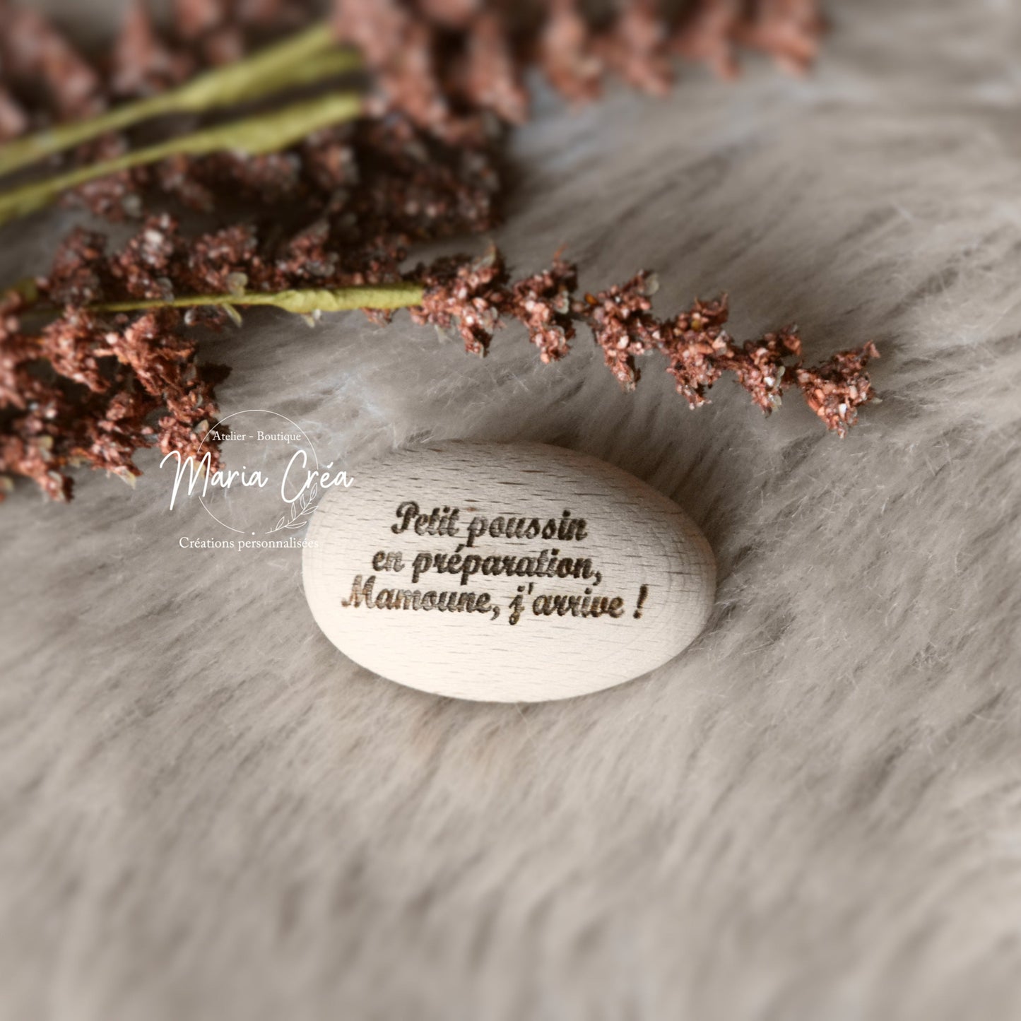 Oeuf en bois "Petit poussin en préparation"