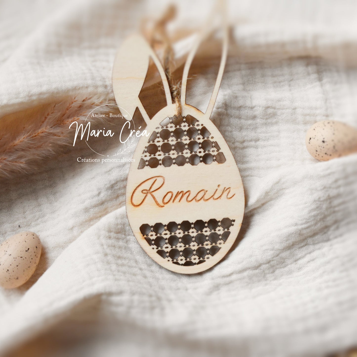 Suspension oeuf de Pâques - modèle lapin cannage