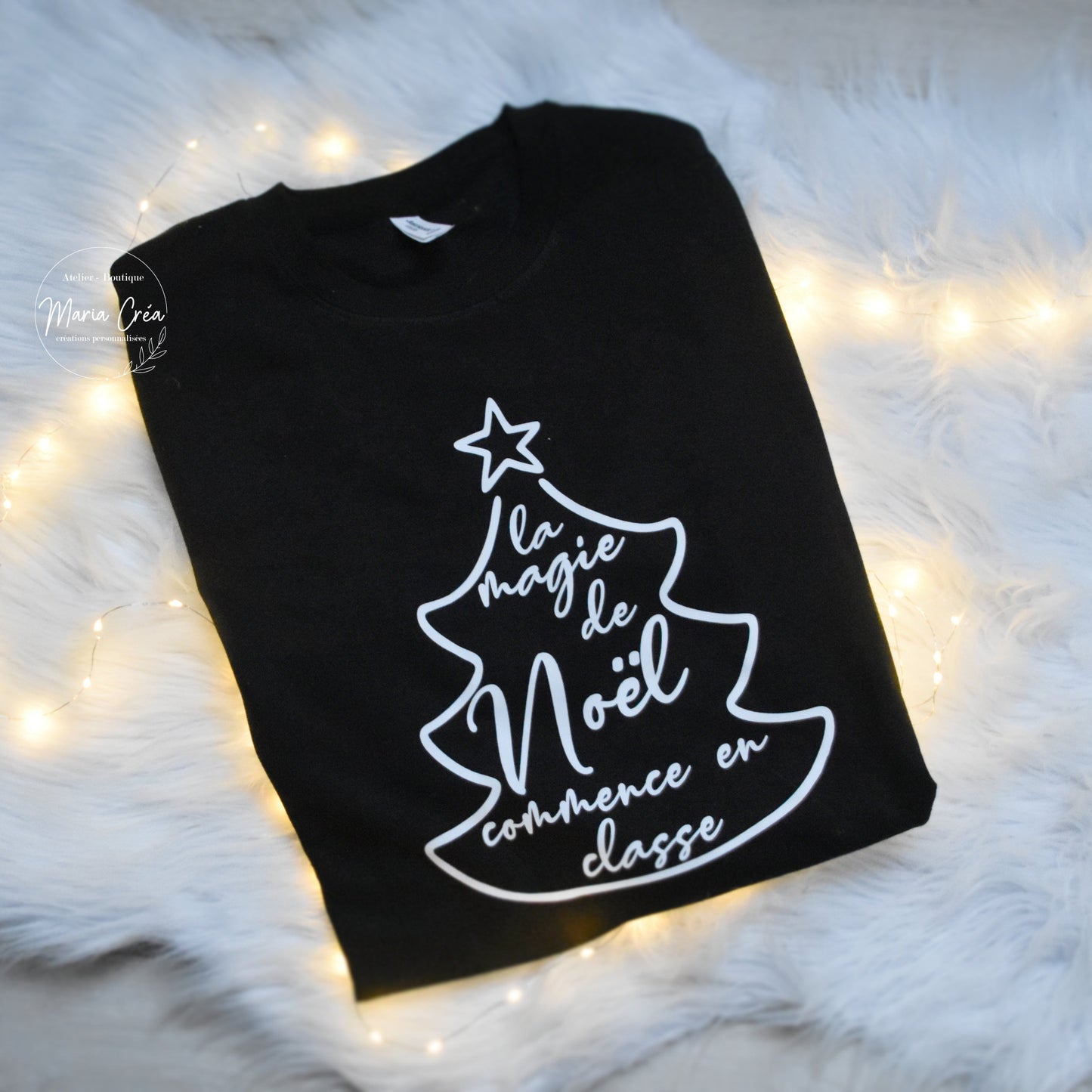 Pull Noël “La magie de Noël commence en classe” - sapin
