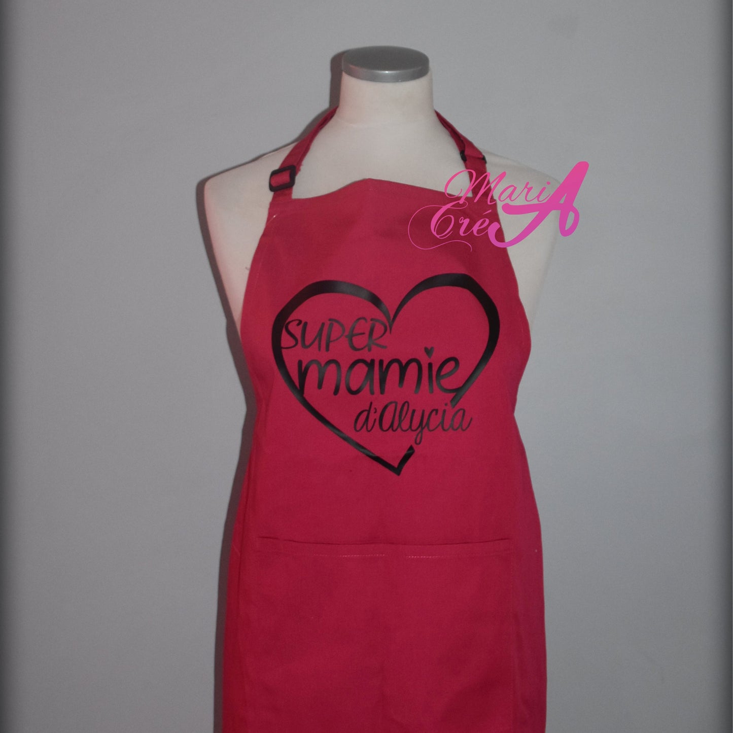 Tablier  " Super ..." avec coeur et prénoms