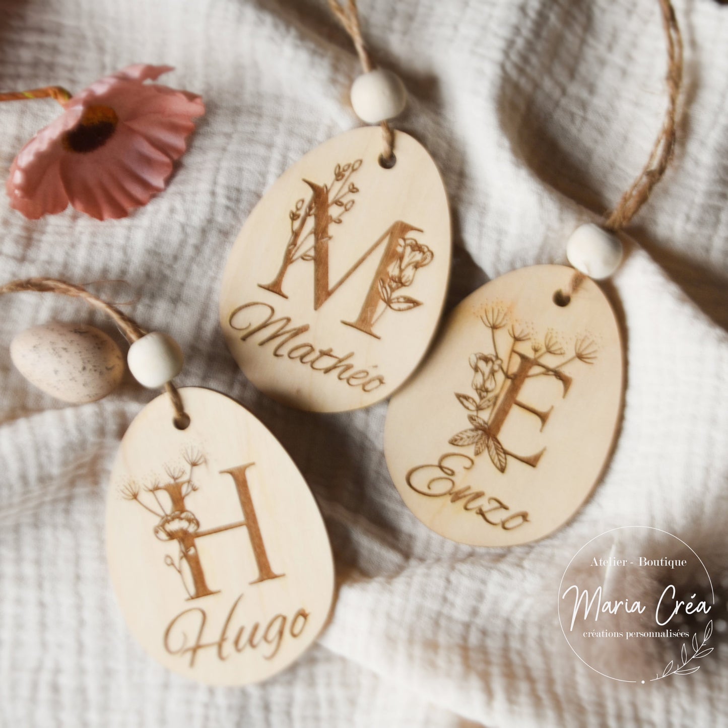 Suspension oeuf de Pâques - modèle lettrine