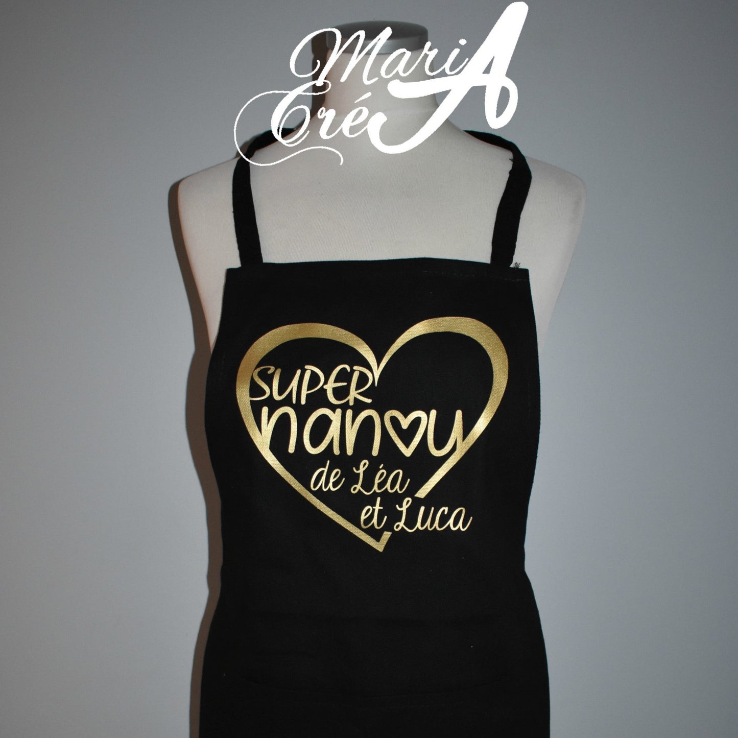 Tablier  " Super ..." avec coeur et prénoms