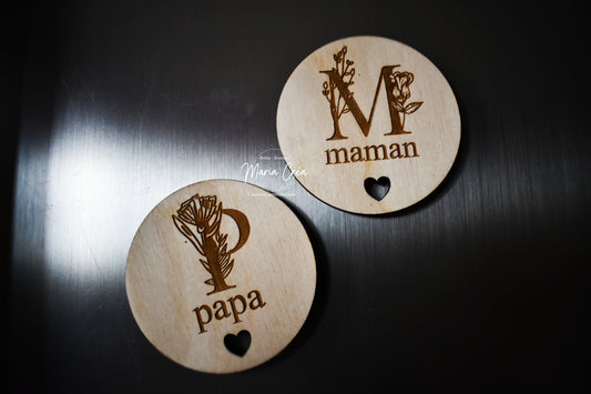 Aimant en bois - M maman / P papa