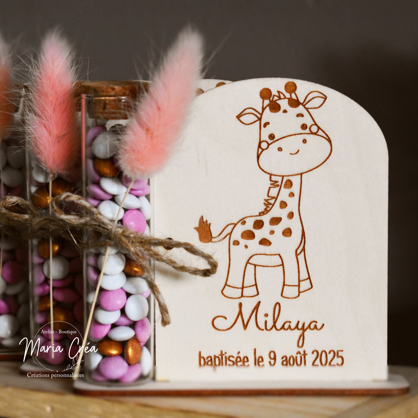 Figurine souvenir en bois girafe