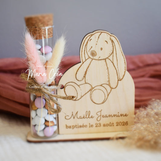 Figurine souvenir personnalisée – thème lapin en peluche
