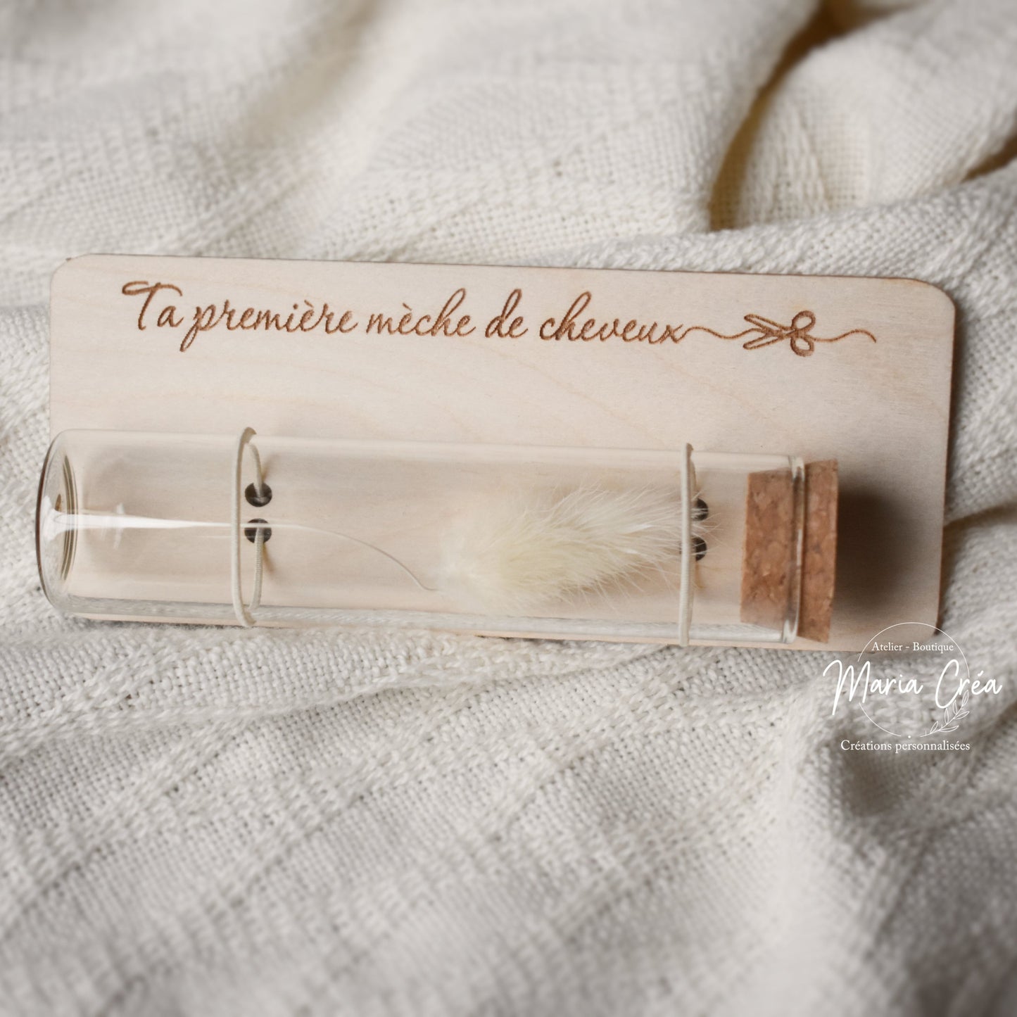 Support fiole pour premières mèches de cheveux.