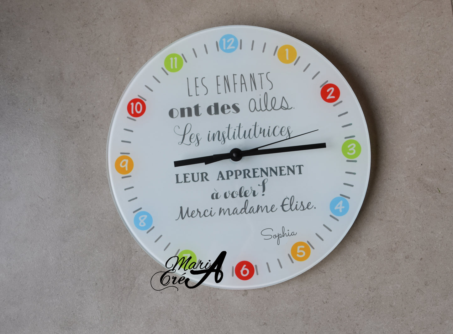 Horloge à suspendre - Les enfants ont des ailes, les institutrices leur apprennent à voler