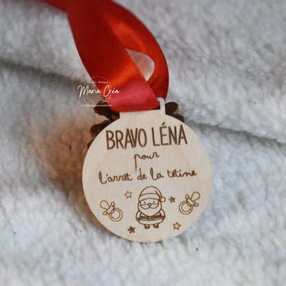 Médaille arrêt tétine - modèle Père Noël