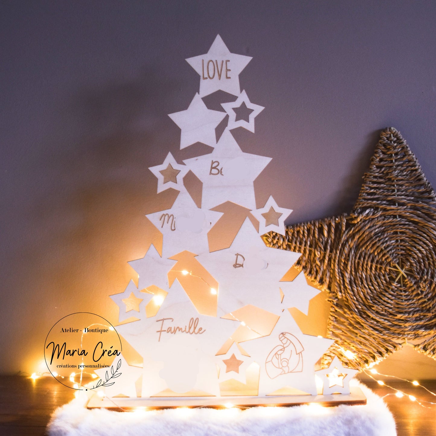 Sapin en bois étoiles