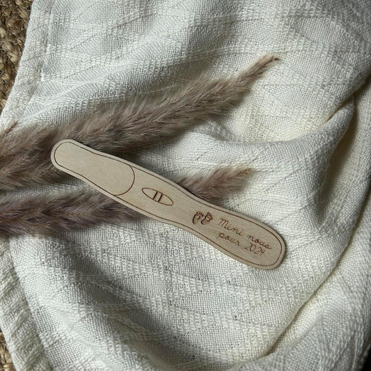 Test de grossesse en bois Mini nous